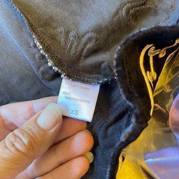 4SI3NNA Velvet Appliqué Black and Gold Jacket. - Picture 13 of 16